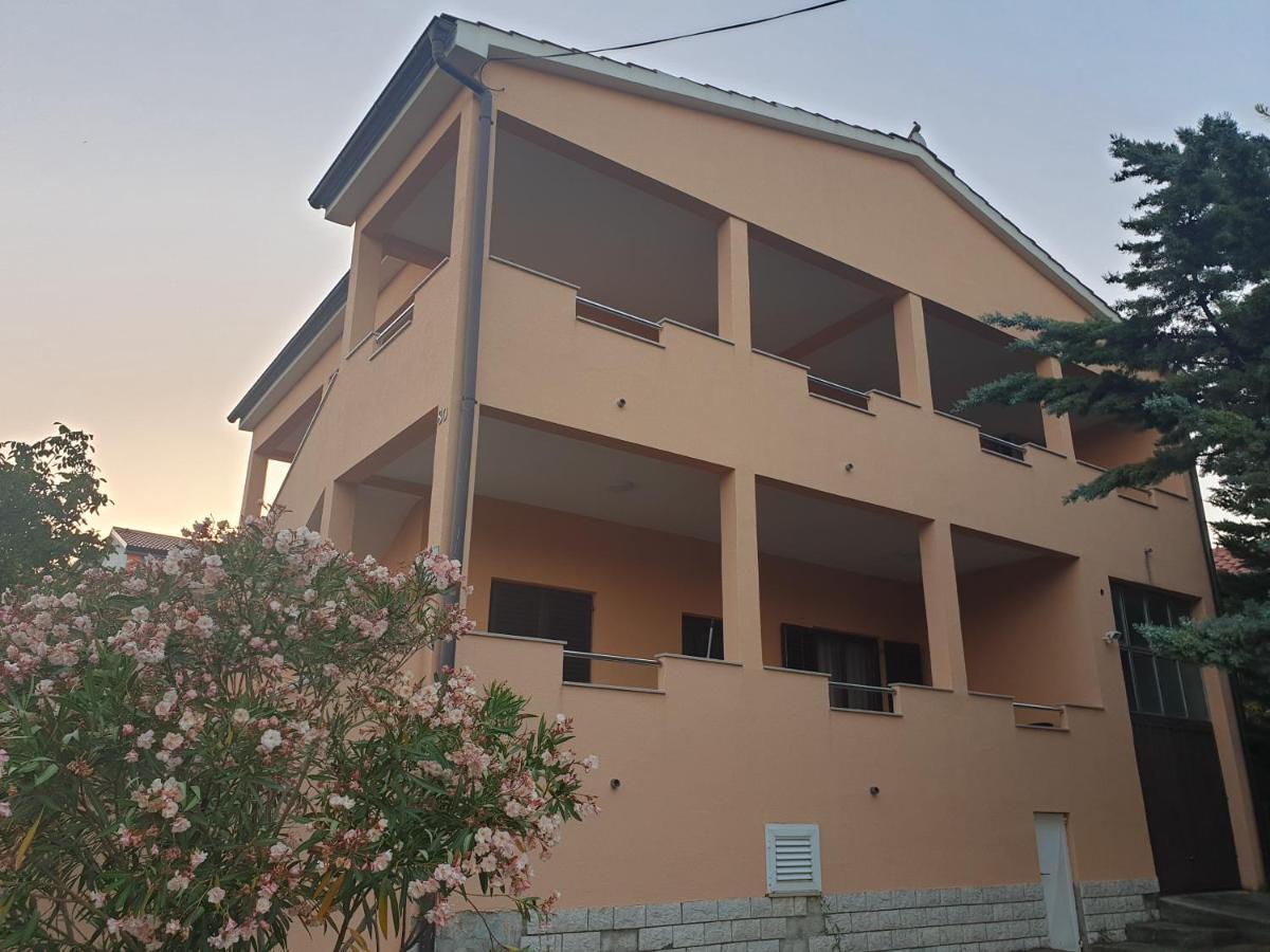 Apartmani Desnica Krusevo  Ngoại thất bức ảnh